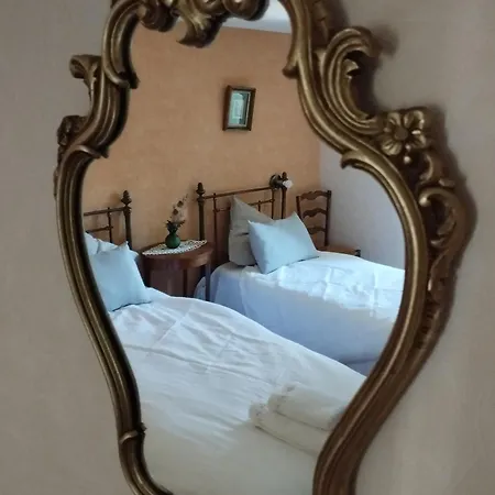 Bed & Breakfast Aux Du Bourg Saint-Avit-Sénieur